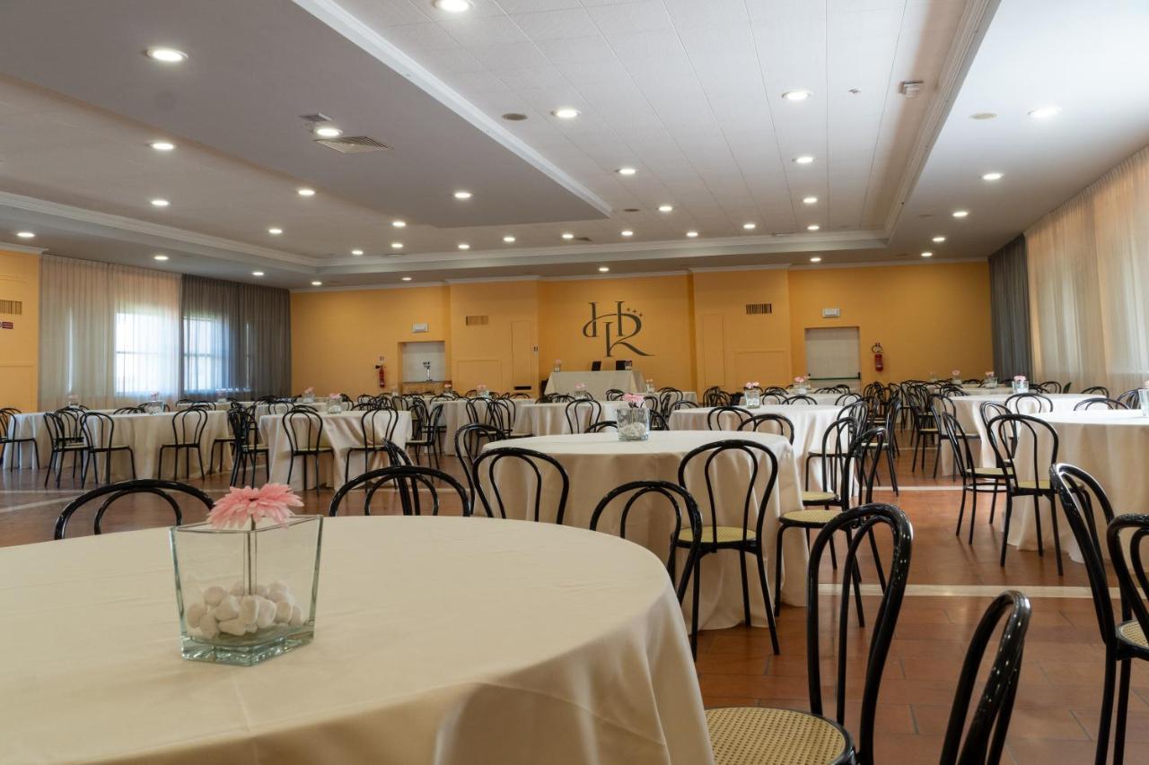 Hotel Rio 艾姆波蒂德 外观 照片