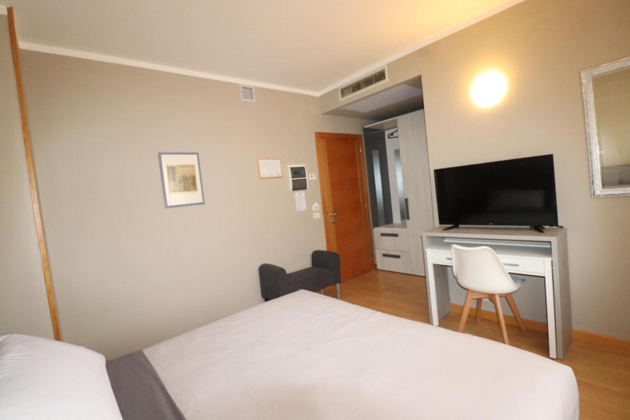Hotel Rio 艾姆波蒂德 外观 照片