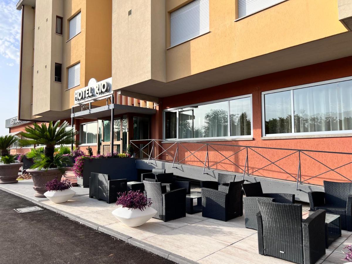 Hotel Rio 艾姆波蒂德 外观 照片